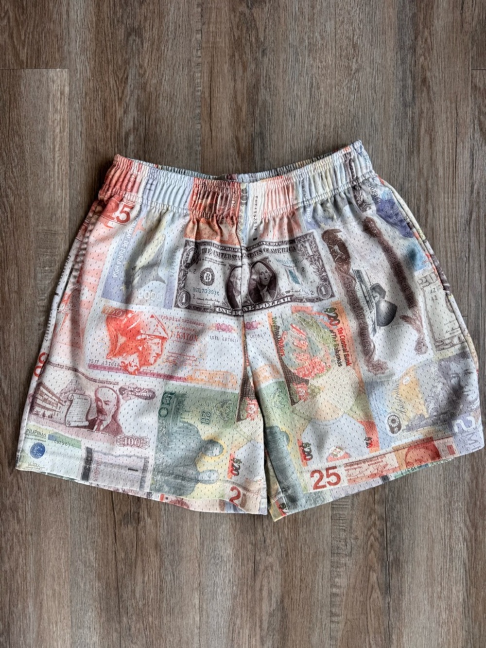 Bravest Studios Money Currency Mesh Shorts - size Large